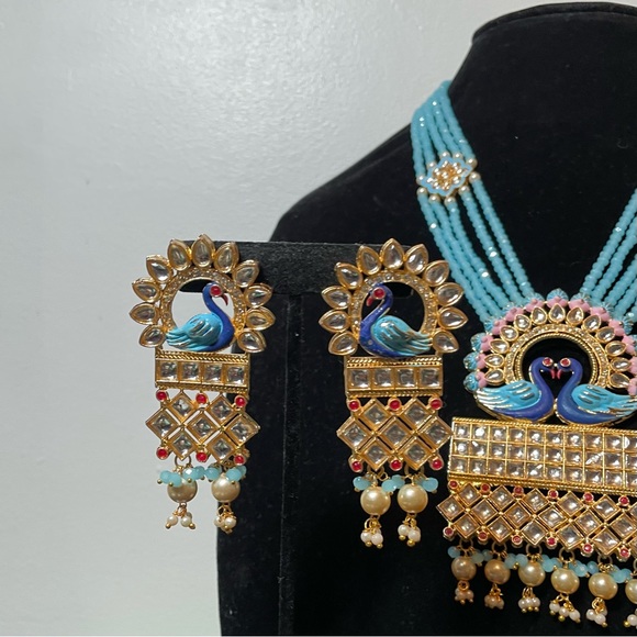 Jewelry Bundle - Picture 2 of 6